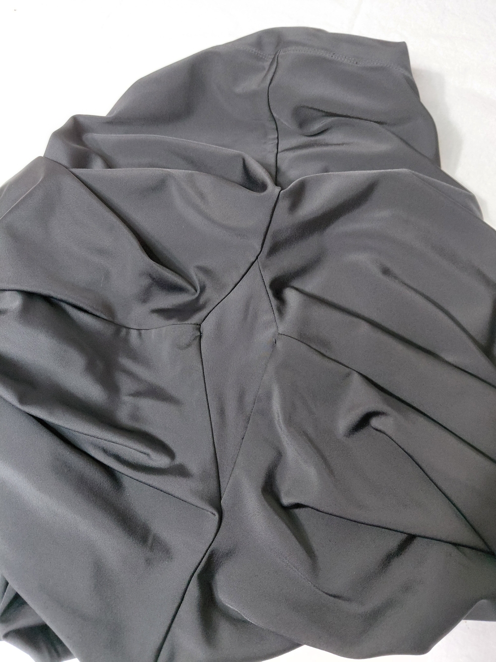 Torrid Size 2 Black Athletic Capri Swim Leggings - Picture 9 of 13